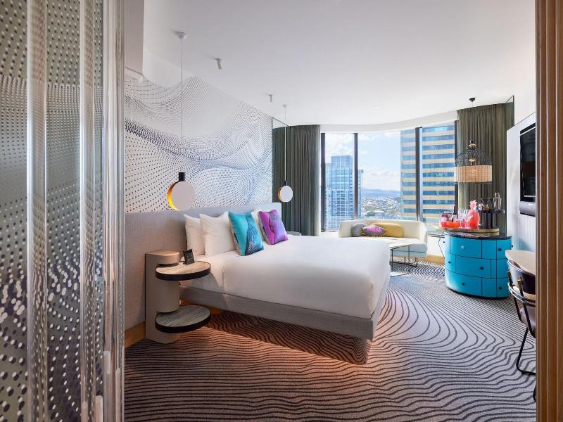 W Brisbane image