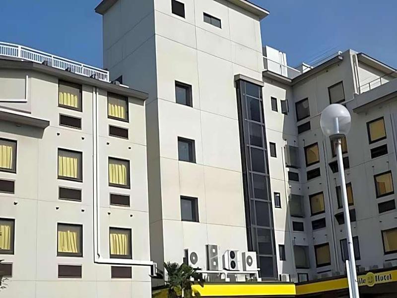 Smile Hotel Koriyama image