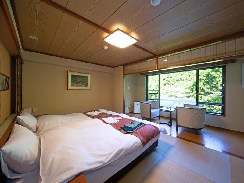 Hakone Nanase image