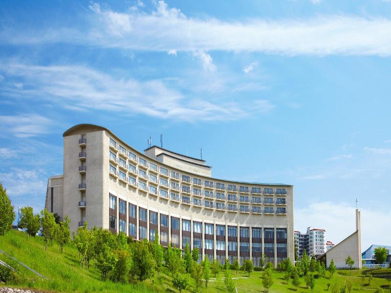 Holiday Inn Kobe Sanda by IHG image