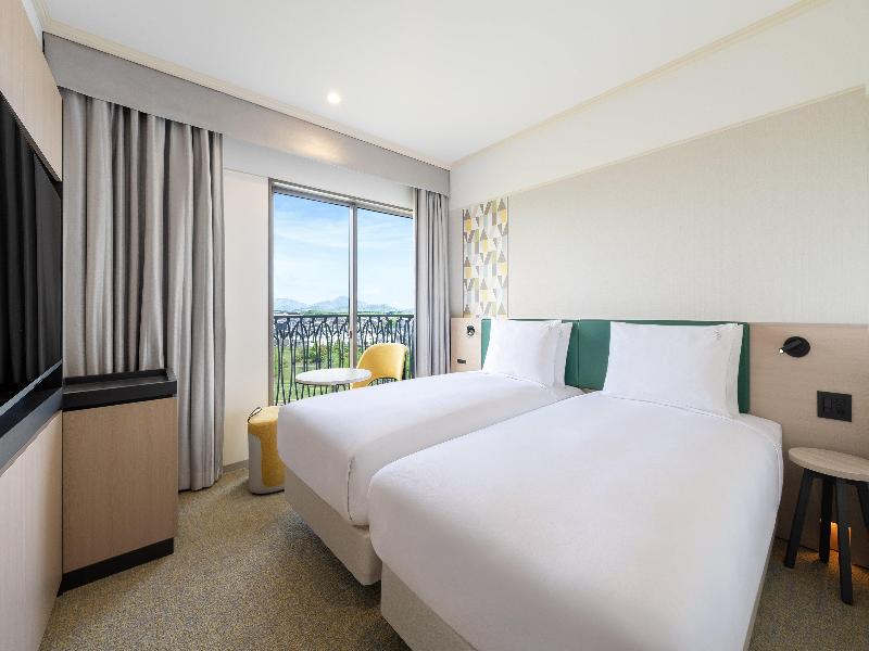 Holiday Inn Kobe Sanda by IHG image