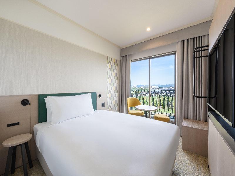 Holiday Inn Kobe Sanda by IHG image