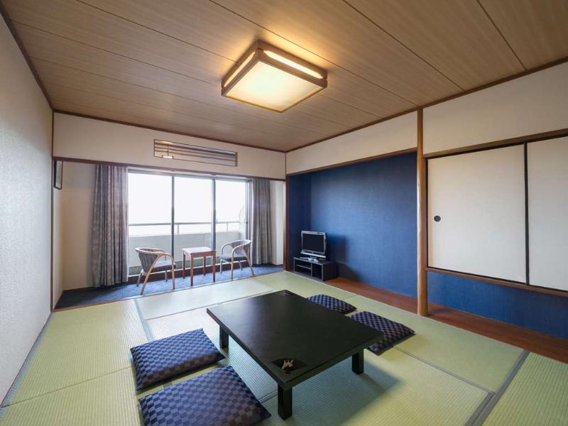 Mercure Kochi Tosa Resort & Spa image