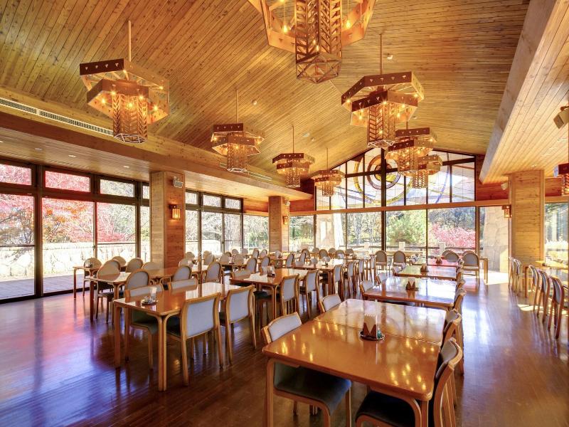 Forest Resort Conifer Iwabitsu image