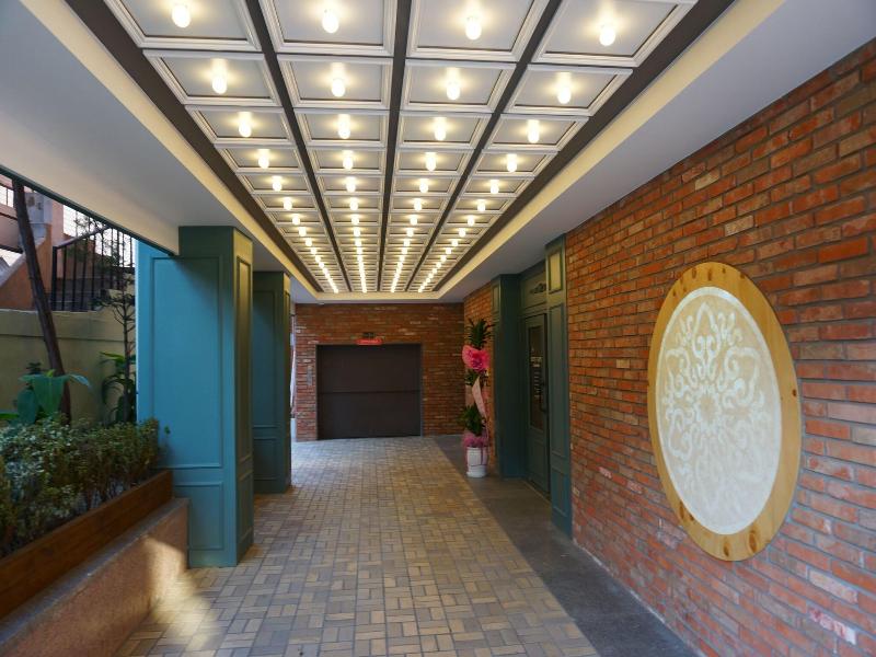 Hotel Gaon Golden Park image