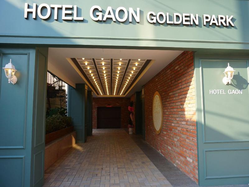 Hotel Gaon Golden Park image