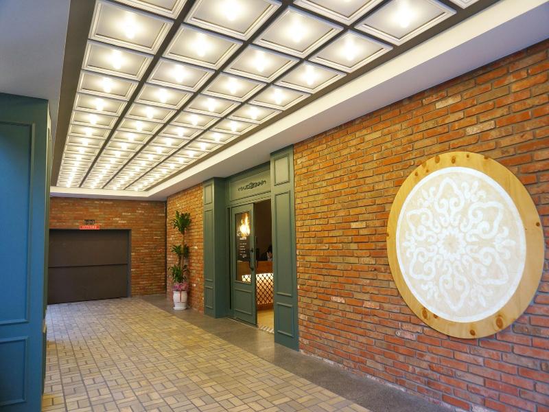 Hotel Gaon Golden Park image