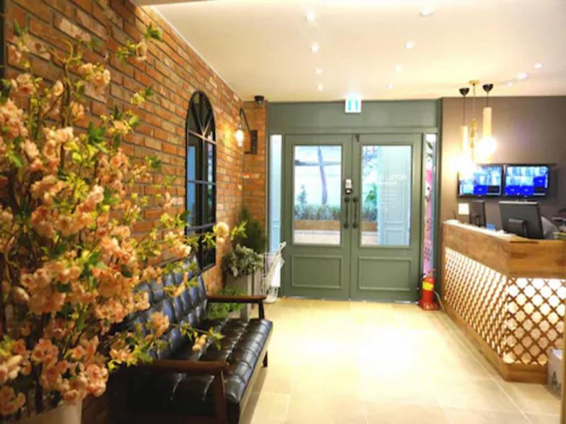 Hotel Gaon Golden Park image