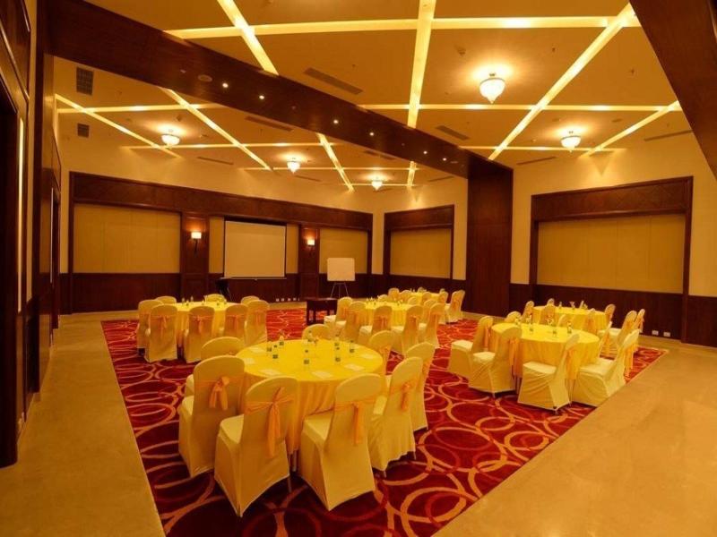 Lemon Tree Hotel, Coimbatore — photo 33