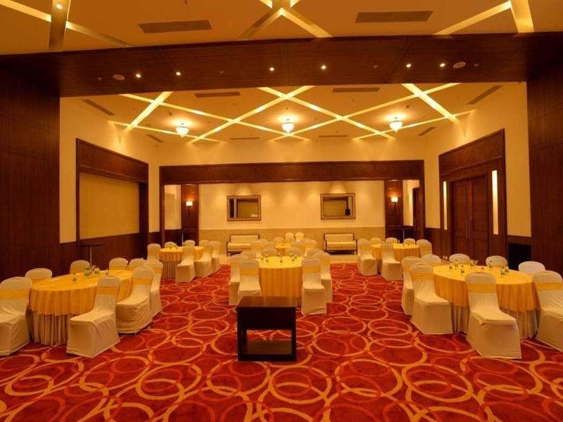 Lemon Tree Hotel, Coimbatore — photo 42