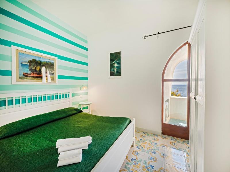 Marina del Cantone Chalet image