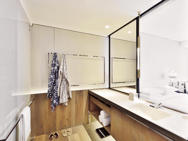 Andaz Delhi, By Hyatt image