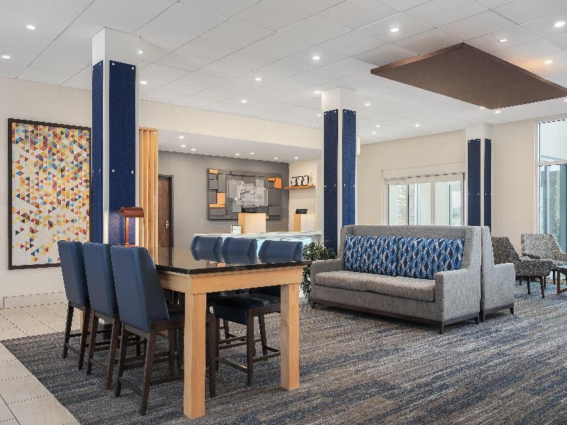 Holiday Inn Express & Suites West Melbourne image