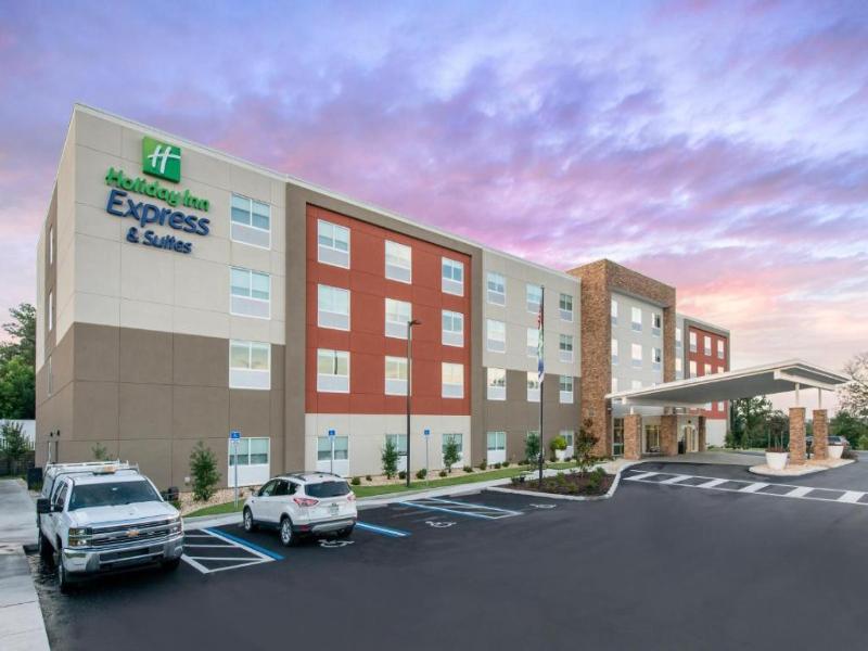 Holiday Inn Express & Suites West Melbourne image