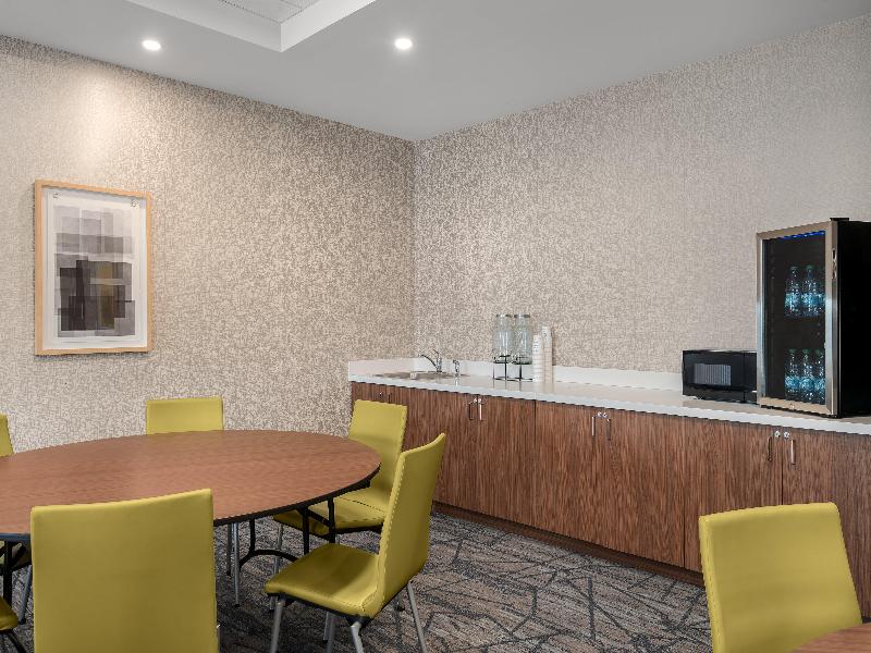 Holiday Inn Express & Suites West Melbourne image