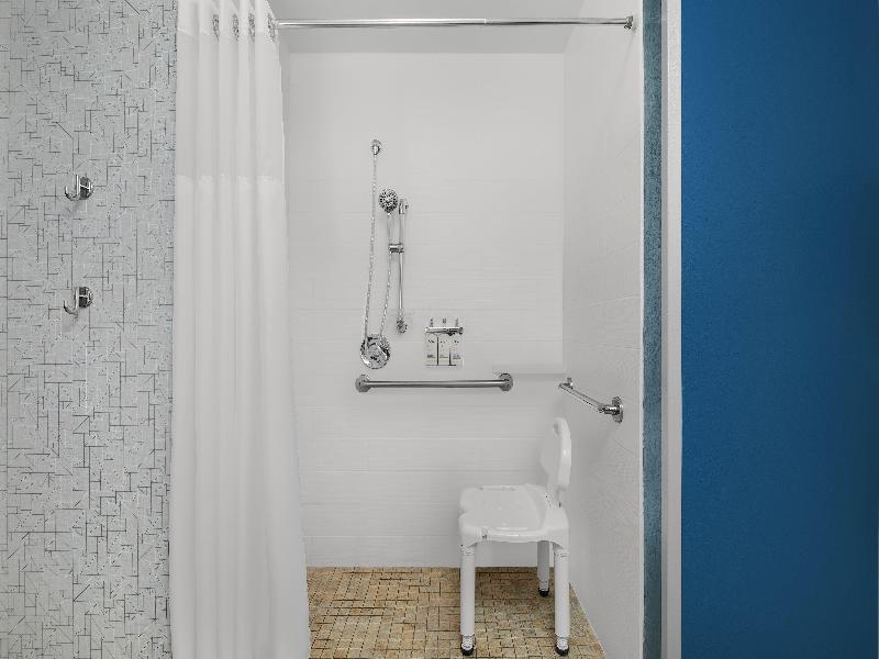 Holiday Inn Express & Suites West Melbourne image