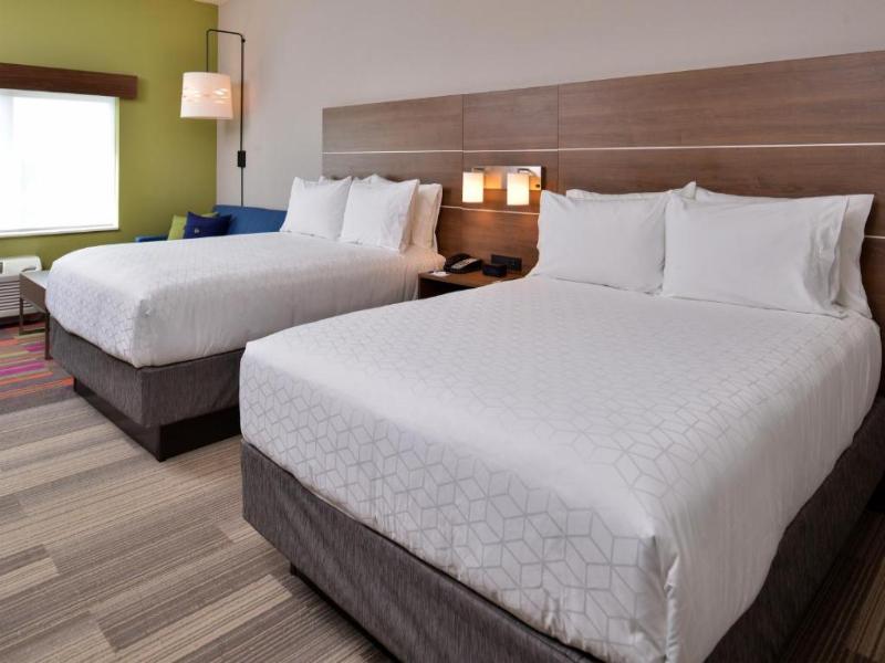 Holiday Inn Express & Suites West Melbourne image