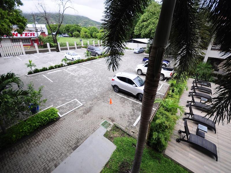 Hotel Colono Beach image
