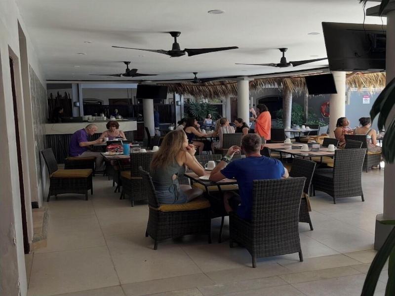 Hotel Colono Beach image