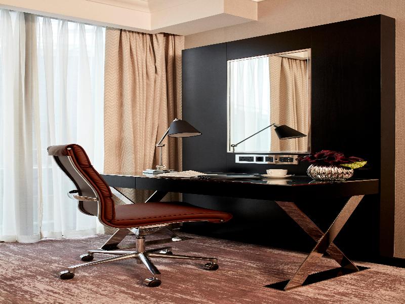 Hyatt Regency London Albert Embankment image