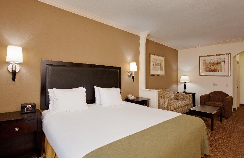 Aspen Grand Hotel LaPorte image