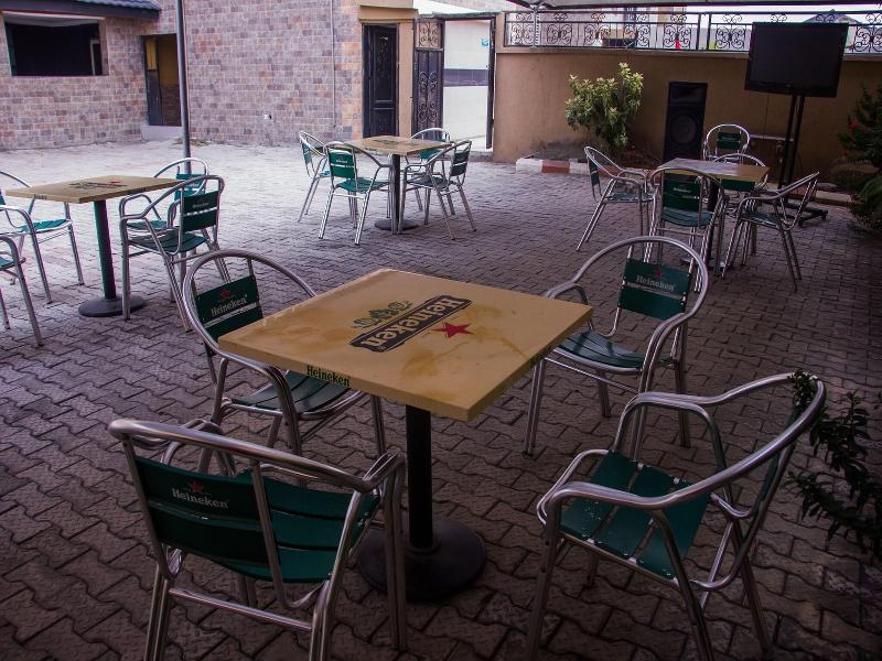 Eastgate Hotel image