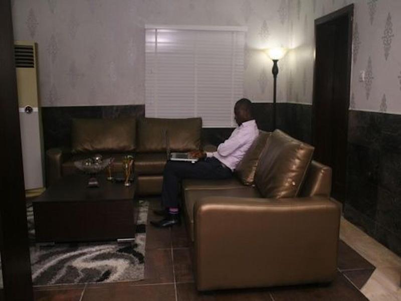 Eastgate Hotel image