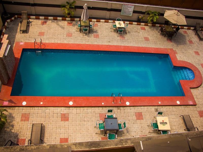 Eastgate Hotel image