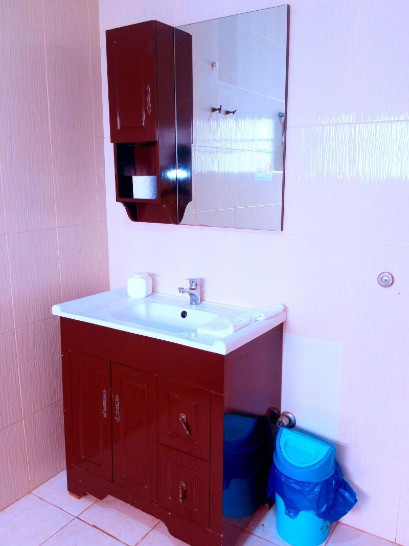 Malbert Inn Guesthouse image