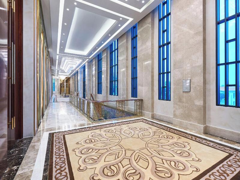 Sheraton Grand Danang Resort image