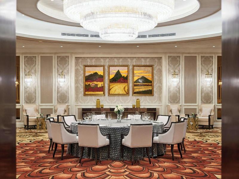 Sheraton Grand Danang Resort image