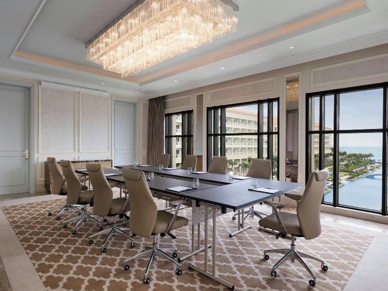 Sheraton Grand Danang Resort image