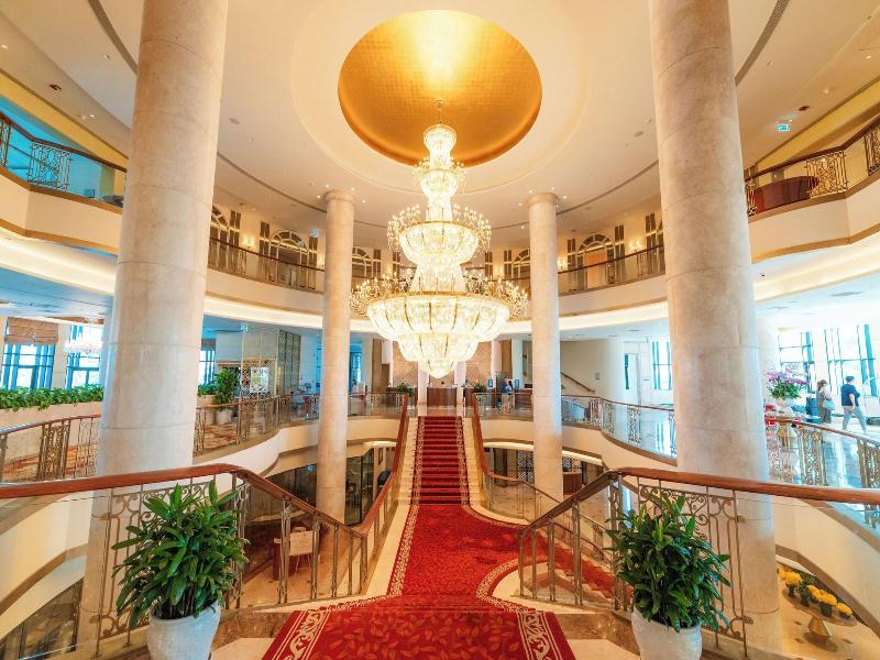 Sheraton Grand Danang Resort image