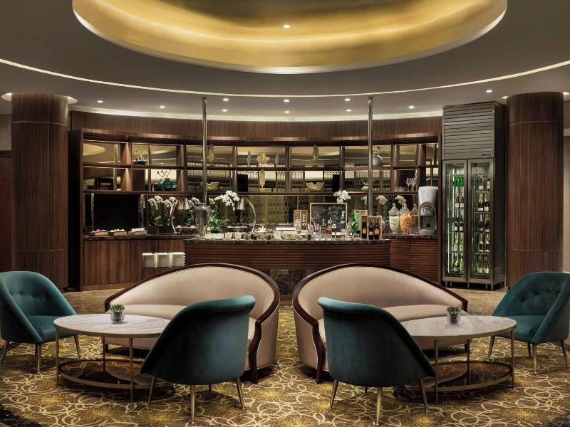 Sheraton Grand Danang Resort image