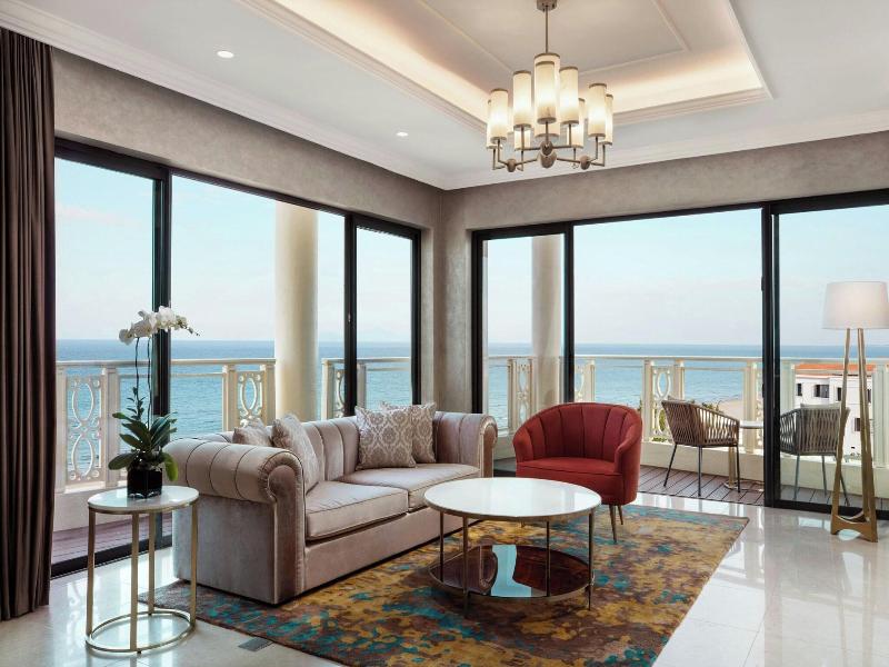 Sheraton Grand Danang Resort image
