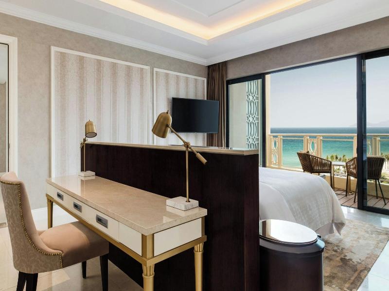 Sheraton Grand Danang Resort image