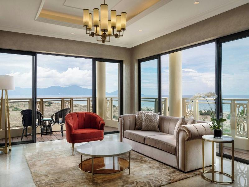 Sheraton Grand Danang Resort image