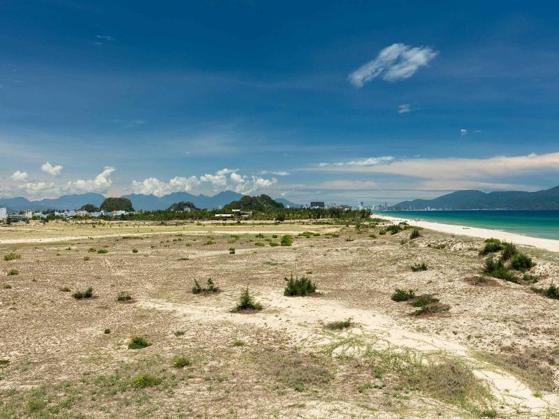 Sheraton Grand Danang Resort image