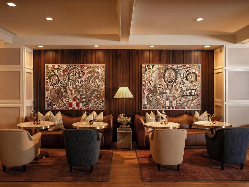 Hutton Hotel, Nashville, A Tribute Portfolio