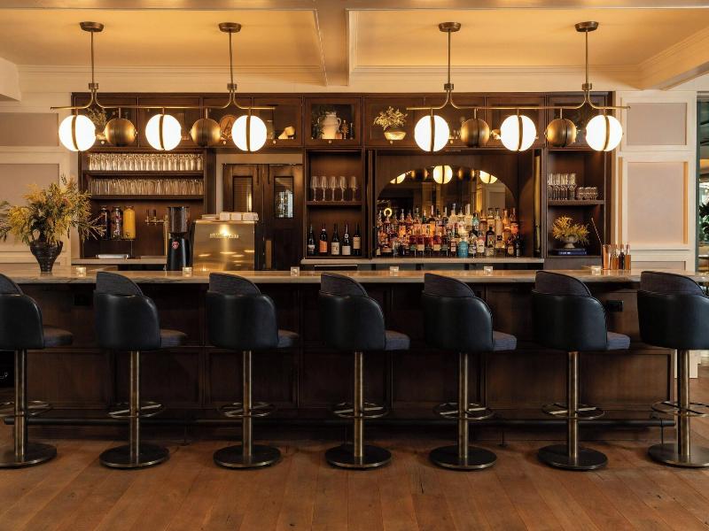 Hutton Hotel, Nashville, A Tribute Portfolio