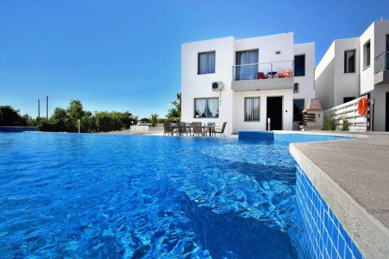 Oniros Villa — photo 3