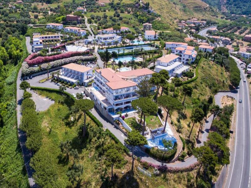 Hotel La Castellana image