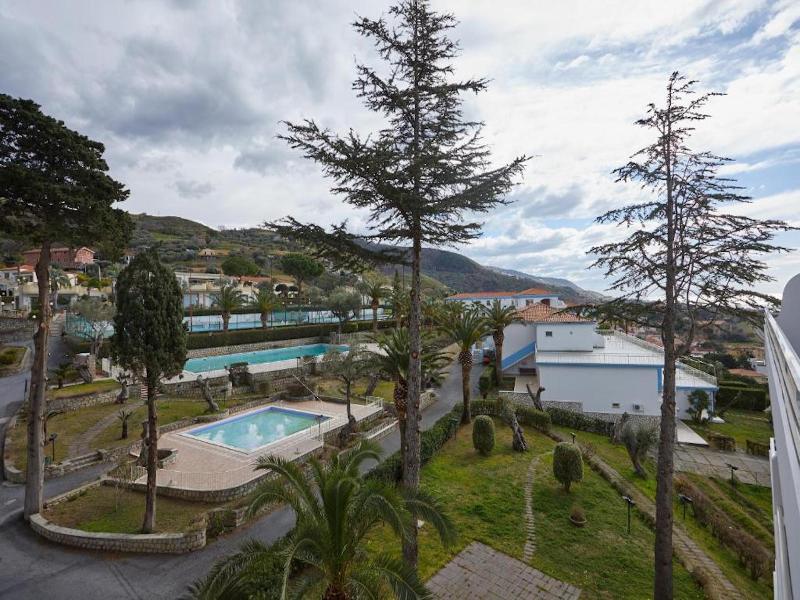 Hotel La Castellana image