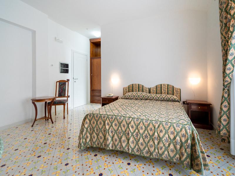 Hotel La Castellana image