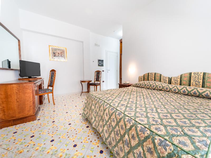 Hotel La Castellana image