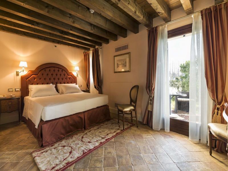 Hotel Villa Barbarich image