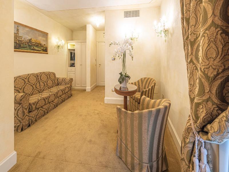 Hotel Villa Barbarich image