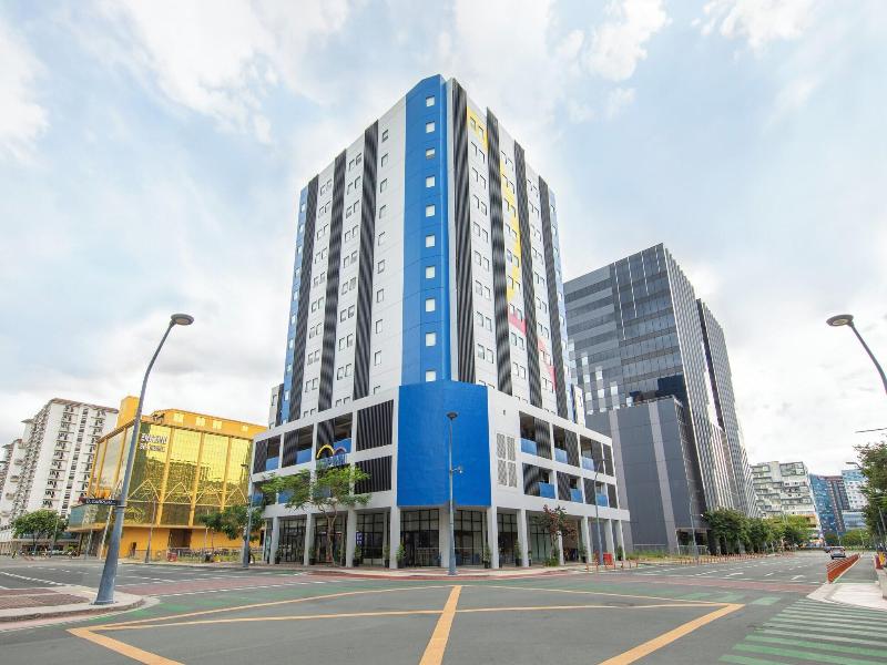 Hop Inn Hotel Aseana City image