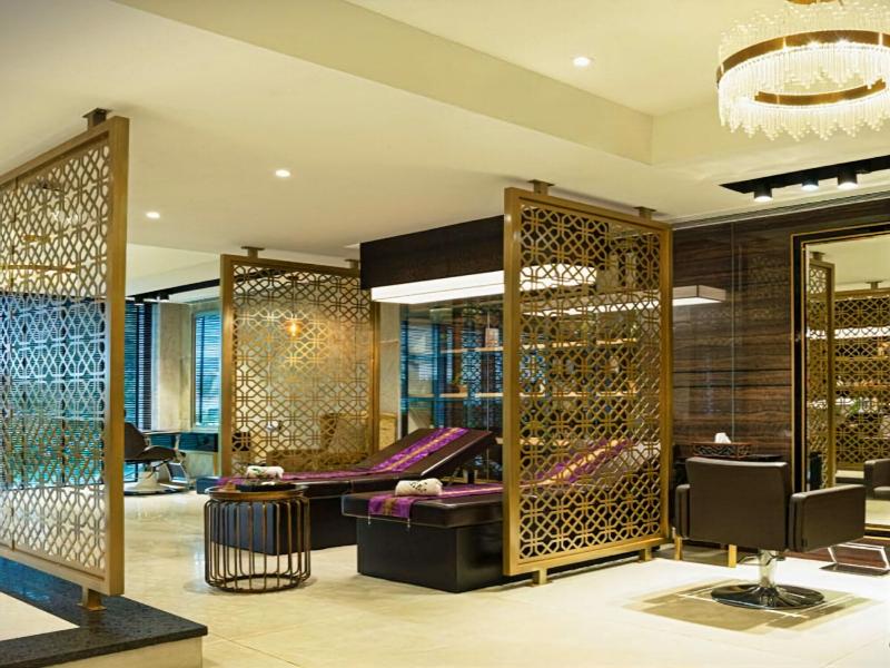 Renaissance Bengaluru Race Course Hotel image