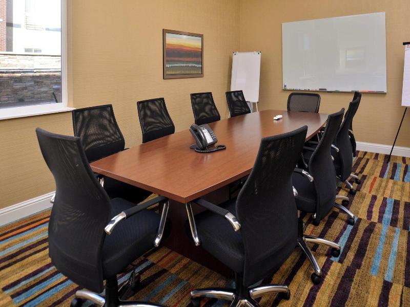 Fairfield Inn & Suites Sacramento Airport Woodland image